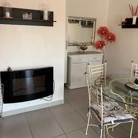 Cosy 2 With Sea View - Loubet דירה *