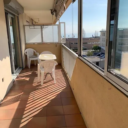 Cosy 2 With Sea View - Loubet וילנב-לובה